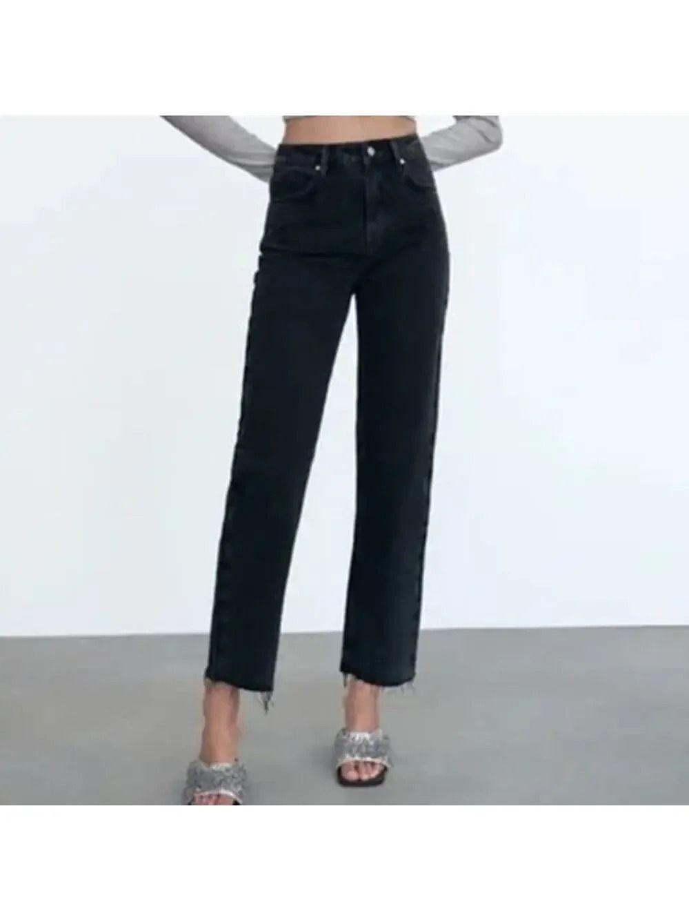 Zara 90s High-Rise Ankle Straight Button Fly Raw Hem Black Size 6 Jeans
